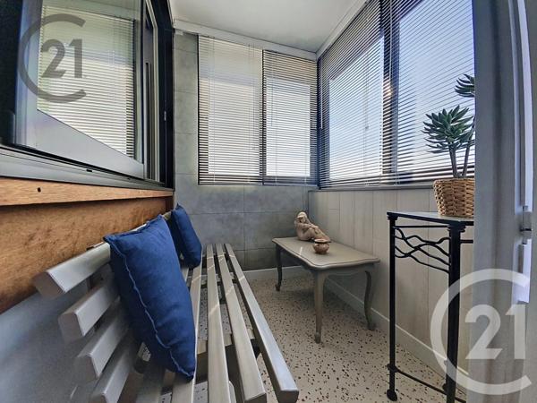 Appartement F6 à vendre  6 pièces - 122,10 m 2   TINQUEUX  - 51