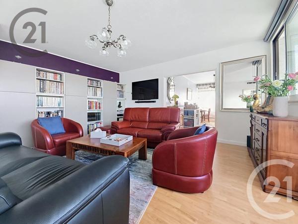 Appartement F6 à vendre  6 pièces - 122,10 m 2   TINQUEUX  - 51