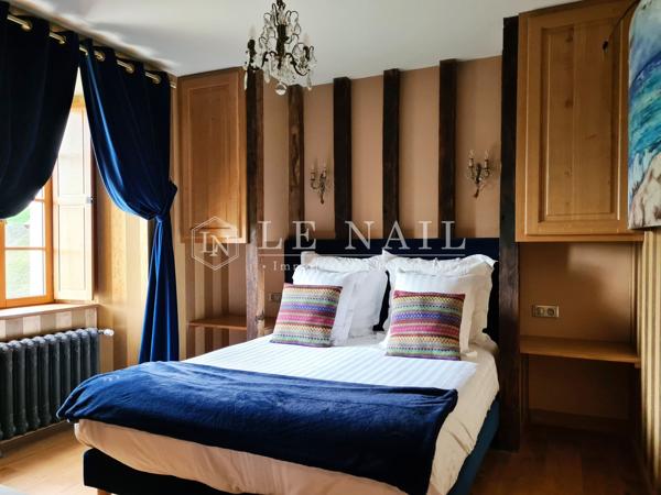 Magnifique manoir et son domaine de 25 hectares en Mayenne