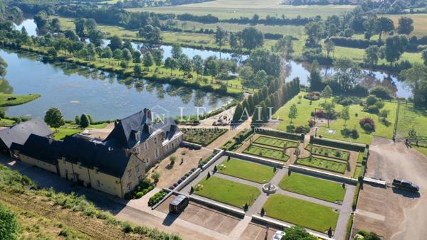 Magnifique manoir et son domaine de 25 hectares en Mayenne