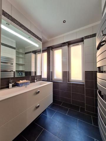 Location Appartement meublé 5 pièces 98.69 m² - ÉPinal 88000