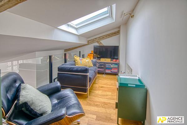 Versailles Ermitage Appartement duplex 4 pièces 91 m² au sol 2ème et dernier étage €649 000 ** - Référence 27267