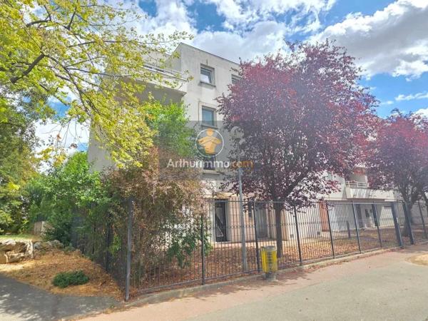 Vente                                                      Appartement
                        
                     3 pièces                      73 m2                     à Sarcelles