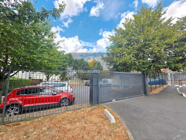 Vente                                                      Appartement
                        
                     3 pièces                      73 m2                     à Sarcelles