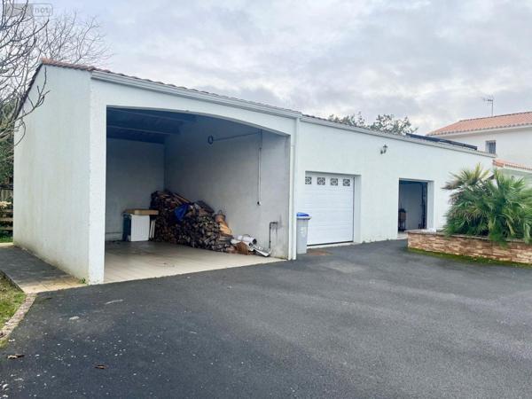 Maison individuelle à vendre à Saint-Jean-de-Monts en Vendée (85160), ref : 998/M/2335-85092