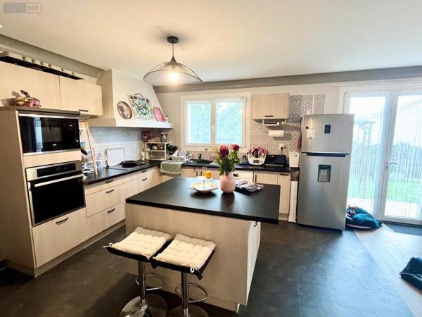 Maison individuelle à vendre à Saint-Jean-de-Monts en Vendée (85160), ref : 998/M/2335-85092