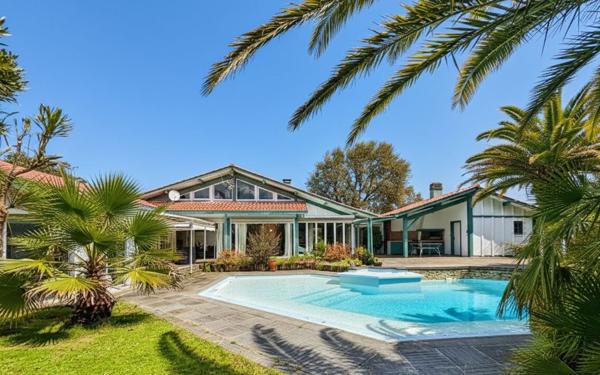 Maison à vendre    6 pièces •  Bénesse-Maremne