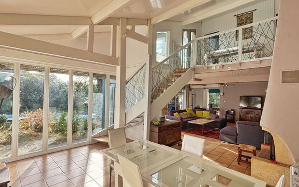 Maison à vendre    6 pièces •  Bénesse-Maremne