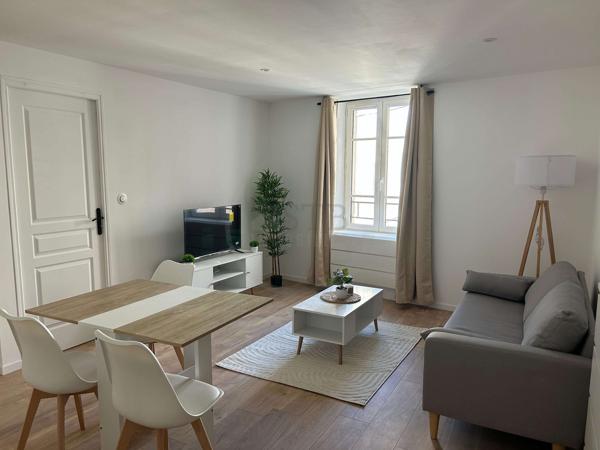 Appartement T2 meublé avec balcon au cœur d'Aubenas