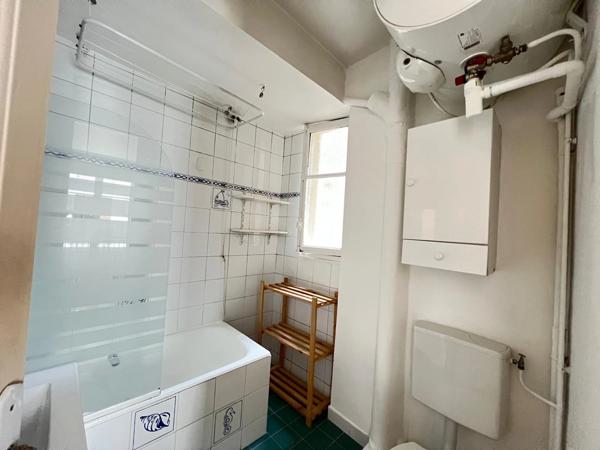 Appartement 2/3 pièces lumineux 45m² PARIS 15EME ( Convention Boucicaut )