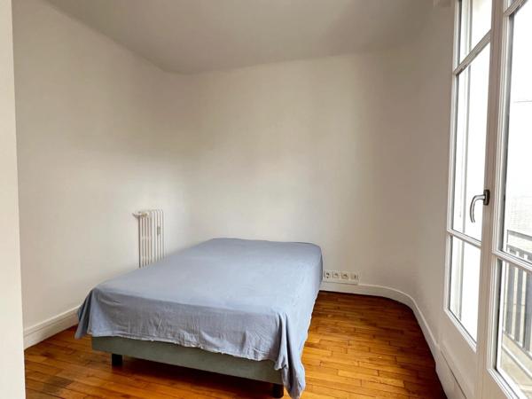 Appartement 2/3 pièces lumineux 45m² PARIS 15EME ( Convention Boucicaut )
