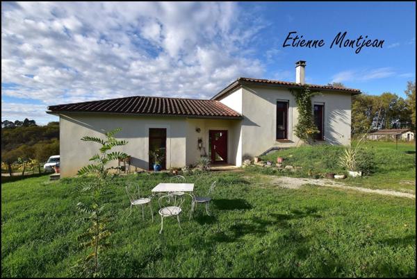 Maison 153 m² 5 chambres, jardin, garage et piscine.