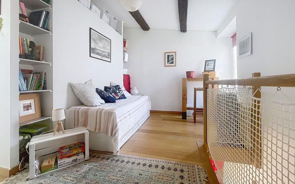 Appartement à vendre    3 pièces • 57 m2 La Rochelle