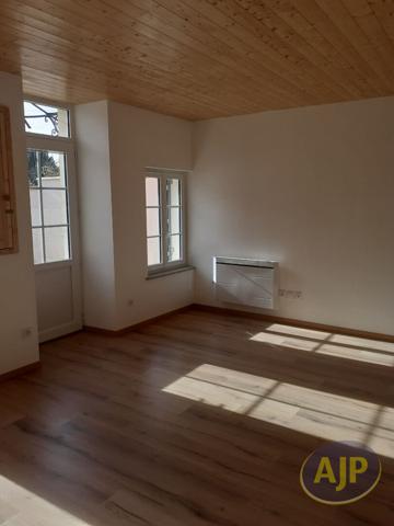 Location maison Saint Hilaire De Villefranche : 695 € - AJP Immobilier Saintes