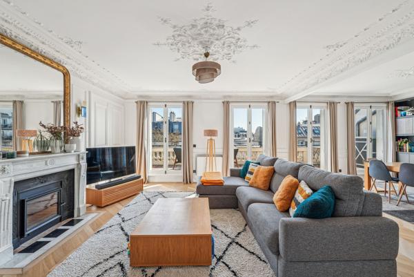 Vente Appartement de luxe Paris 10 5 Pièces 154 m²