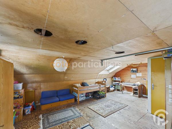 Vente
                Maison141 m² - 5 Pièces -
                    CLAMART (92140)