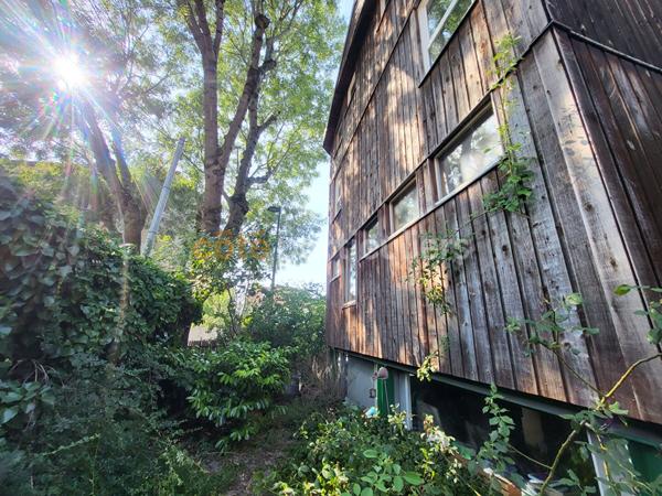Vente
                Maison141 m² - 5 Pièces -
                    CLAMART (92140)