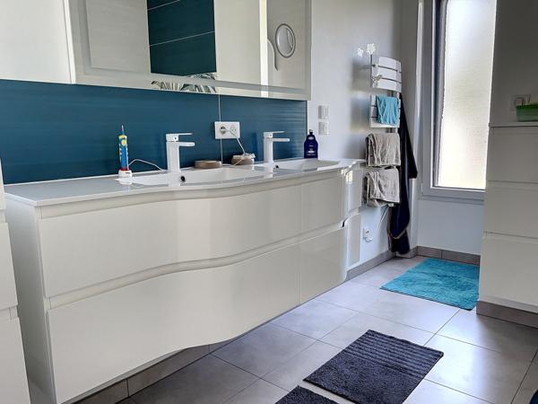 Belle propriété à Changé