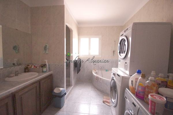 Maison 5 pièces - 210 m²