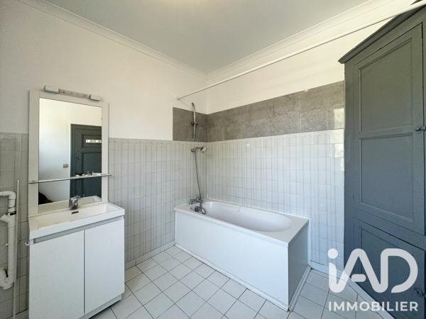 Location appartement 3 pièces 70 m² Sommières