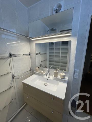 Appartement F3 à vendre  3 pièces - 56,75 m2 L HAY LES ROSES - 94
