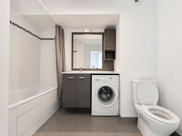 Appartement Nantes 1 pièce(s) 33.03 m2