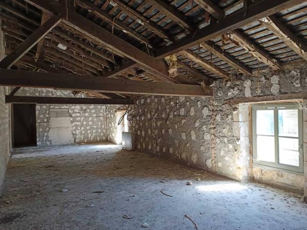 Château à vendre 6 pièces de 279 m²