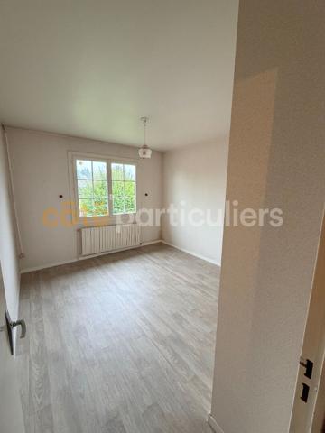Vente
                Maison93 m² - 5 Pièces -
                    ABERGEMENT LA RONCE (39500)