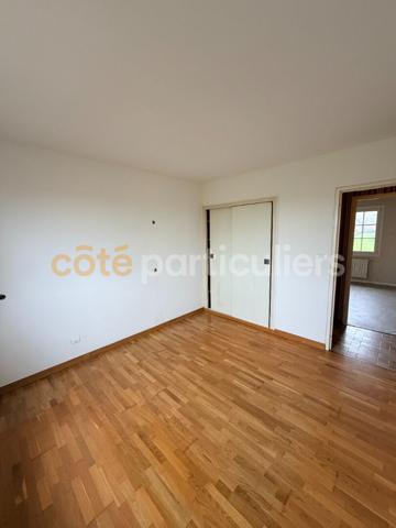 Vente
                Maison93 m² - 5 Pièces -
                    ABERGEMENT LA RONCE (39500)