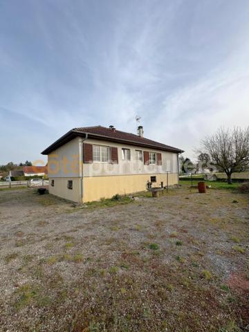Vente Maison93 m² - 5 Pièces - ABERGEMENT LA RONCE (39500)