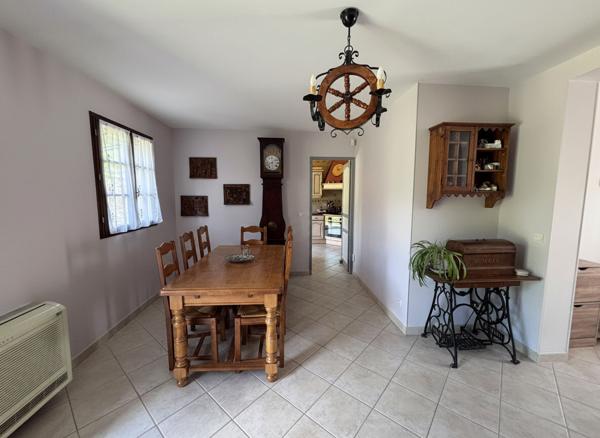 Maison Meaux 7 pièces - secteur la corniche - 5 chambres - suite parentale - garage - terrain clos