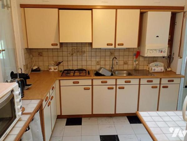 VIGNEUX-DE-BRETAGNE - maison de plain-pied de 95,95m², 3 CH, garage, terrain de 1.623m²