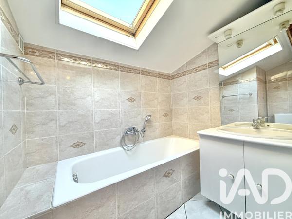 Maison à vendre 5 pièces 122 m² Villeneuve-Loubet