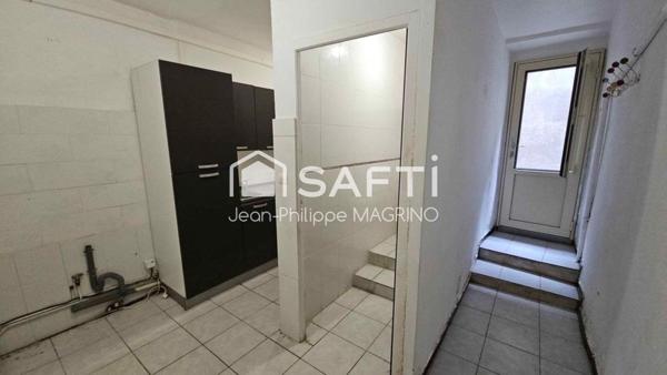 Maison de ville à Laroque-d’Olmes – Idéale investissement locatif