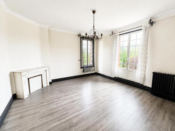Maison de 330m2, 7 chambres et 4 salles de bains