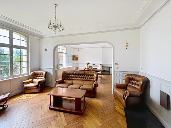 Maison de 330m2, 7 chambres et 4 salles de bains