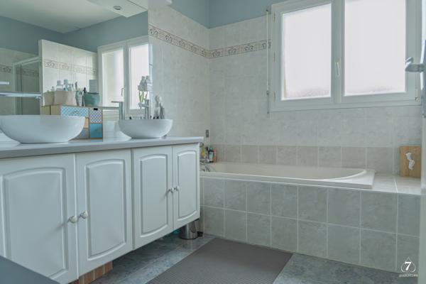 PAVILLON 138 M² sur sous-sol 5 Chambres