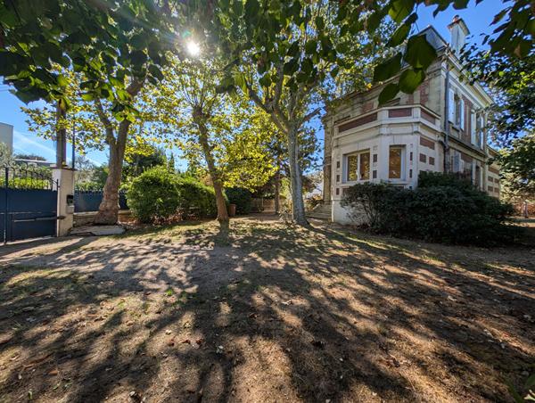 Maison Croissy-sur-seine 6 pièce(s) 135.95 m2 , Croissy sur seine