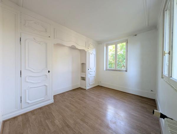 Maison Croissy-sur-seine 6 pièce(s) 135.95 m2 , Croissy sur seine