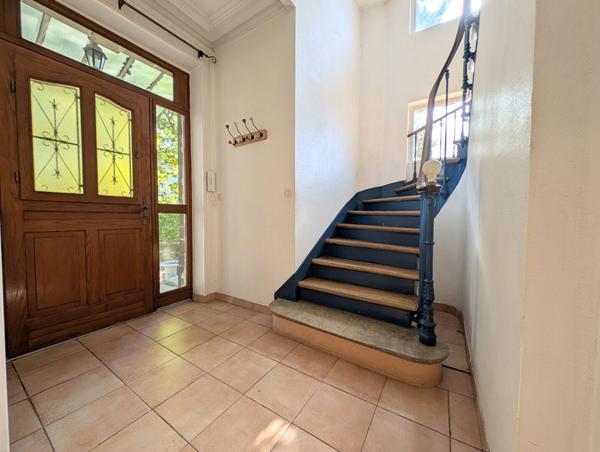 Maison Croissy-sur-seine 6 pièce(s) 135.95 m2 , Croissy sur seine