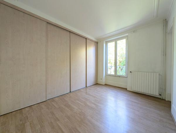 Maison Croissy-sur-seine 6 pièce(s) 135.95 m2 , Croissy sur seine