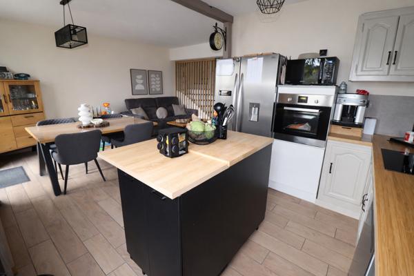 Blainville sur Orne - Maison rénovée avec 3 chambres et garage