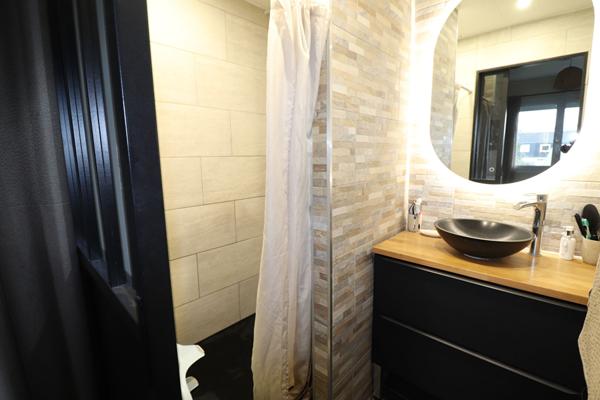 Blainville sur Orne - Maison rénovée avec 3 chambres et garage