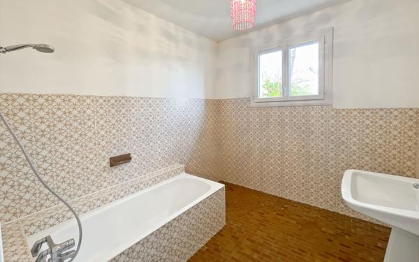 Maison à vendre    5 pièces •  Coulounieix-Chamiers