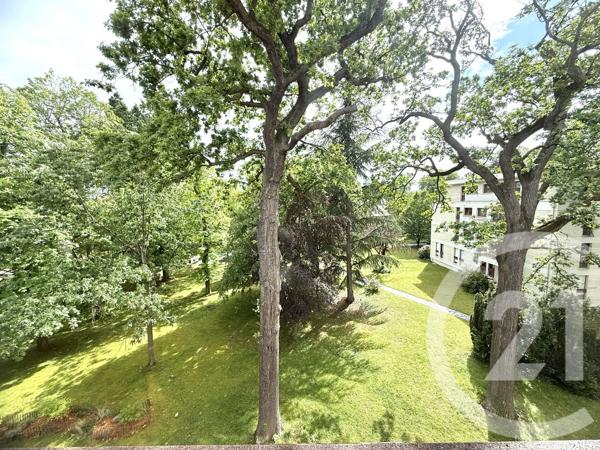 Appartement F4 à vendre  4 pièces - 87,55 m 2   MAISONS LAFFITTE  - 78