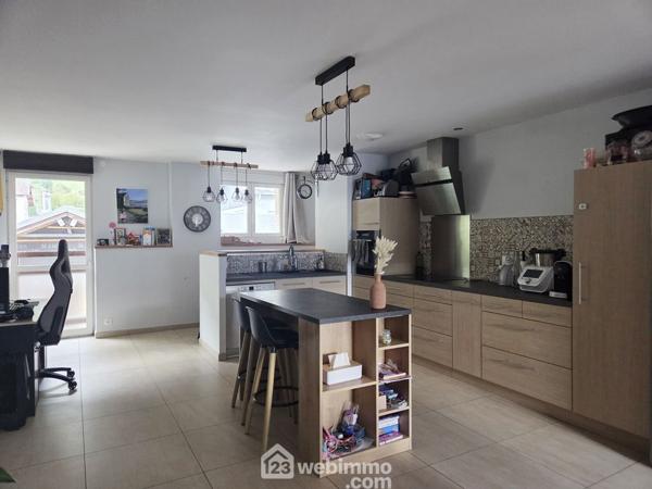 Duplex 120 m² à Mercury 73200
