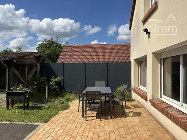 Maison de 71 m2 sur un beau terrain de 2000 m2 située à Chailles à 7min en voiture de Blois.