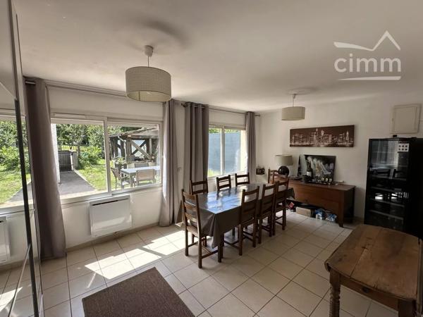 Maison de 71 m2 sur un beau terrain de 2000 m2 située à Chailles à 7min en voiture de Blois.