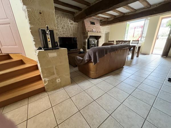 Thouars (79100) ref 73501 THOUARS centre,Belle maison du 17eme de 140 m2
