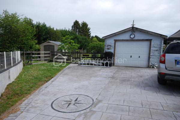 PORT DE LANNE  Très belle maison a ossature bois de grand standing de 75 m² sur terrain boisé de 850m²  , dans un quartier très calme  , A VISITER SOUS SEREZ SOUS LE CHARME  , grand séjour  ,cuisine équipée  , suite parentale , SDB, WC,     PRIX TRES INTERESSANT      visite    Jean Jacques LANDES  BSK IMMOBILIER